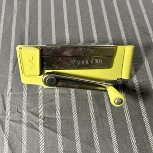 Vintage SWING-A-WAY Wall Mount CAN OPENER